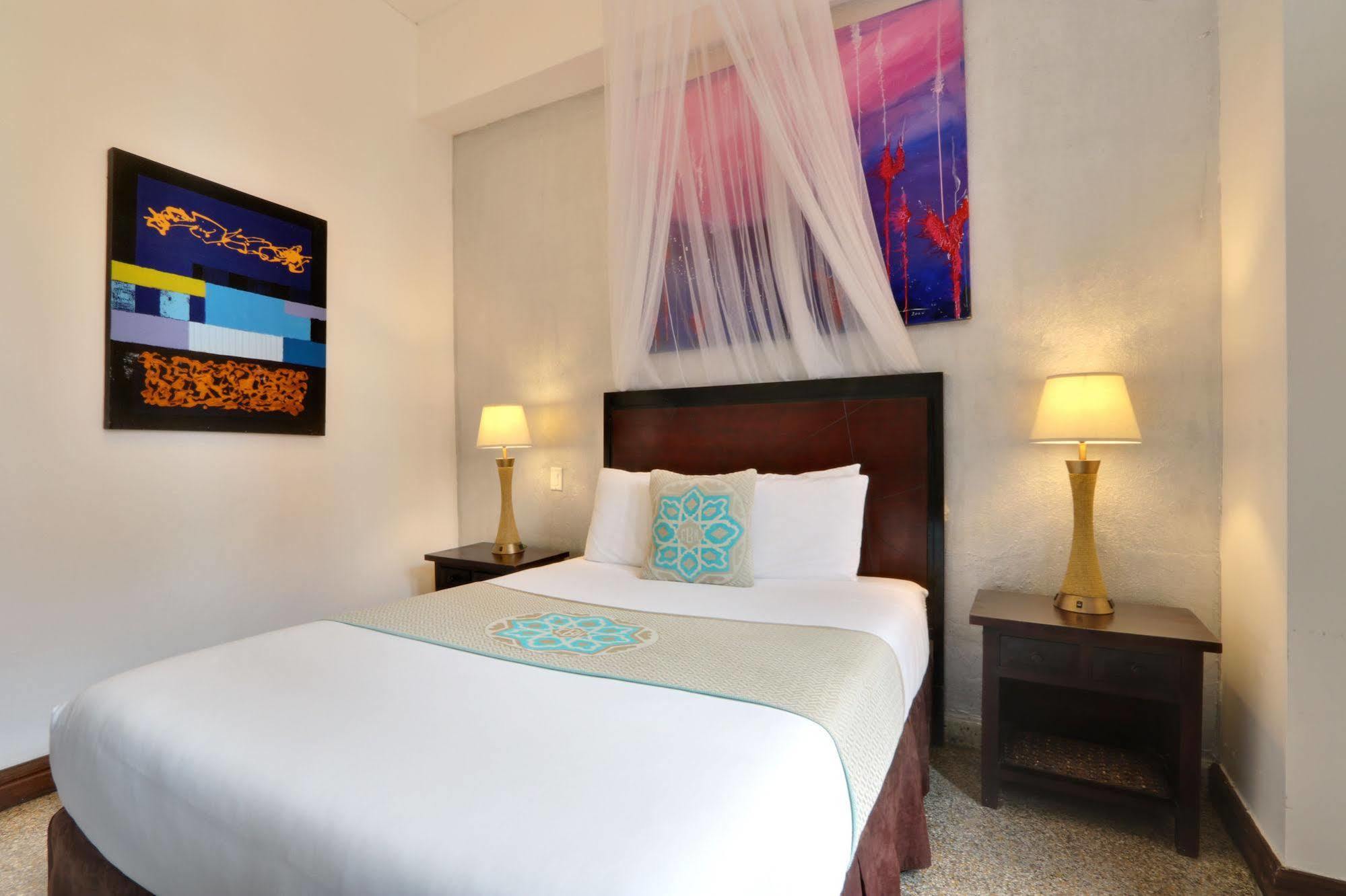 Casablanca Hotel Сан-Хуан Экстерьер фото